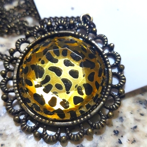 Women's Leopard Antique Gold Vintage Necklace Pendent Chain Necklace - Picture 5 of 10